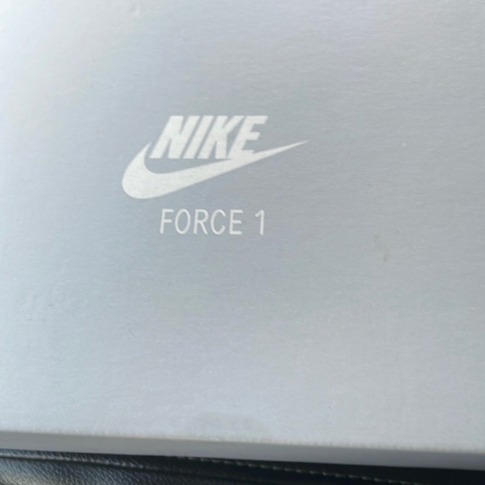 Brand new, never worn, size 8C toddler (unisex) air force 1